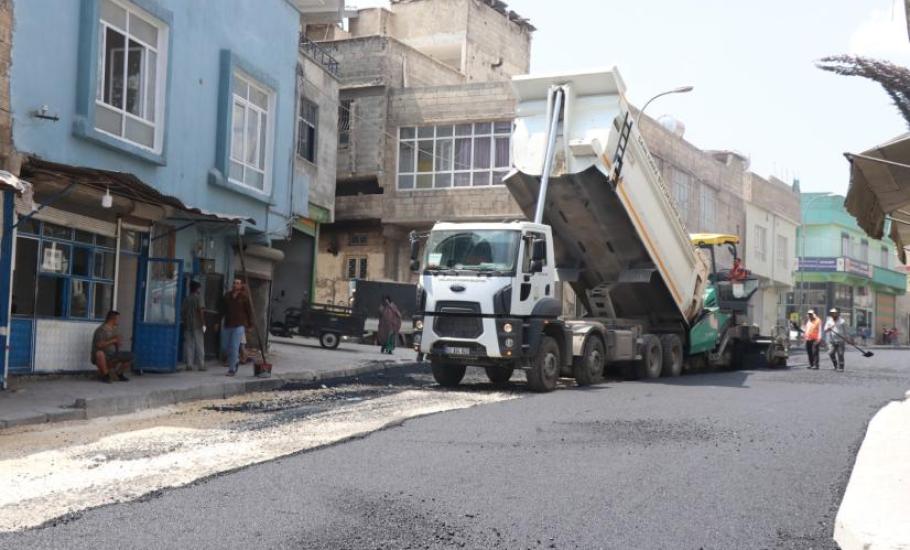 ŞEYH MAKSUT TÜRBE YOLU SICAK ASFALTLA YENİLENDİ