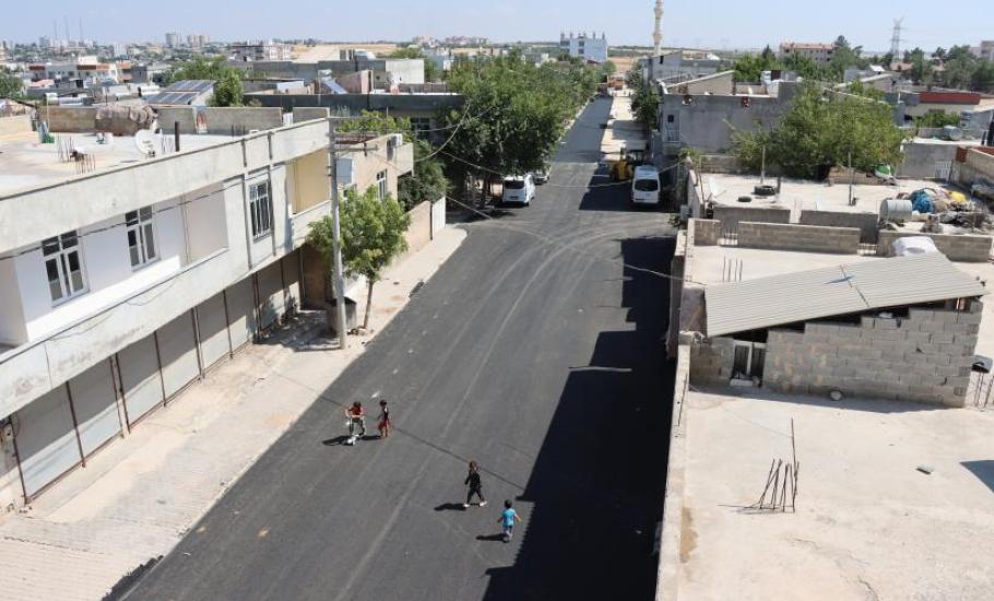 HİLVAN’DA YOLLAR YENİLENİYOR, ULAŞIM KONFORU ARTIYOR