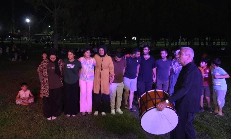 URFA AHENGİ’YLE TÜRKÜ VE HALAY COŞKUSU
