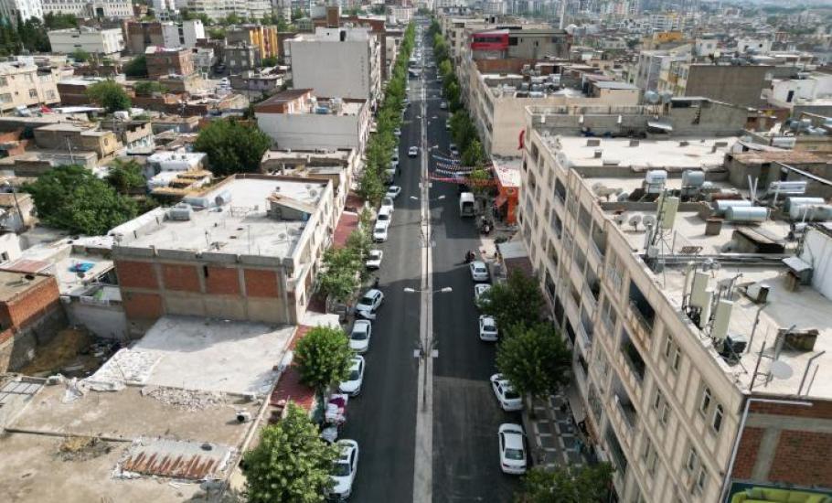 SİVEREK’TE ADNAN MENDERES CADDESİ YENİLENEREK MODERN GÖRÜNÜME KAVUŞTU