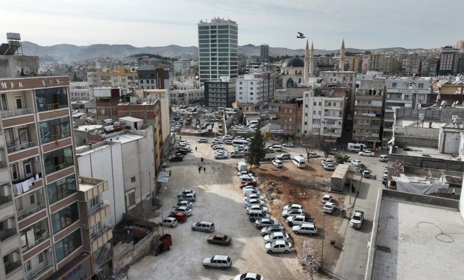 25 METRELİK YOL PROJESİNDE ÇALIŞMALAR HIZ KAZANDI