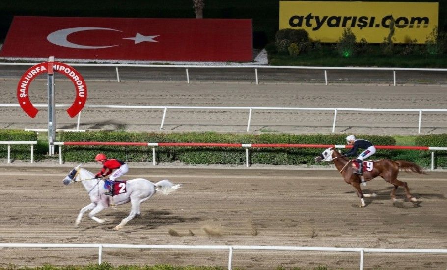 KURTULUŞ KOŞUSU’NU “ANADOLU GÜCÜ” KAZANDI