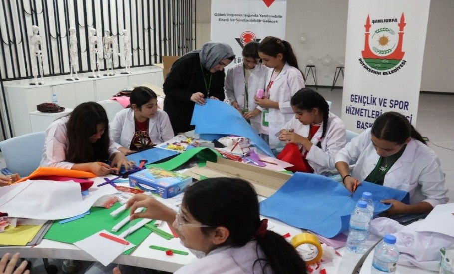 ŞANLIURFA BÜYÜKŞEHİR BELEDİYESİ’NDEN ÖĞRENCİLERE YENİLENEBİLİR ENERJİ EĞİTİMİ